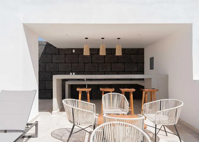 Penthouse With Private Plunge Pool Apartamento