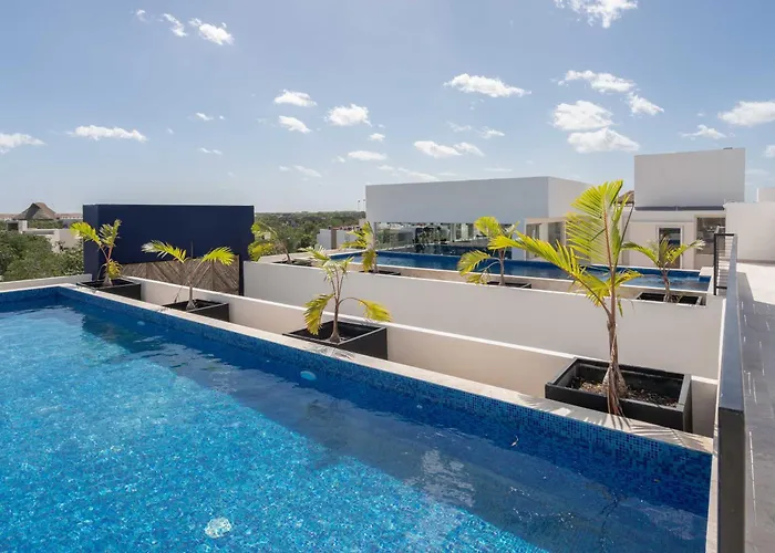 Penthouse With Private Plunge Pool